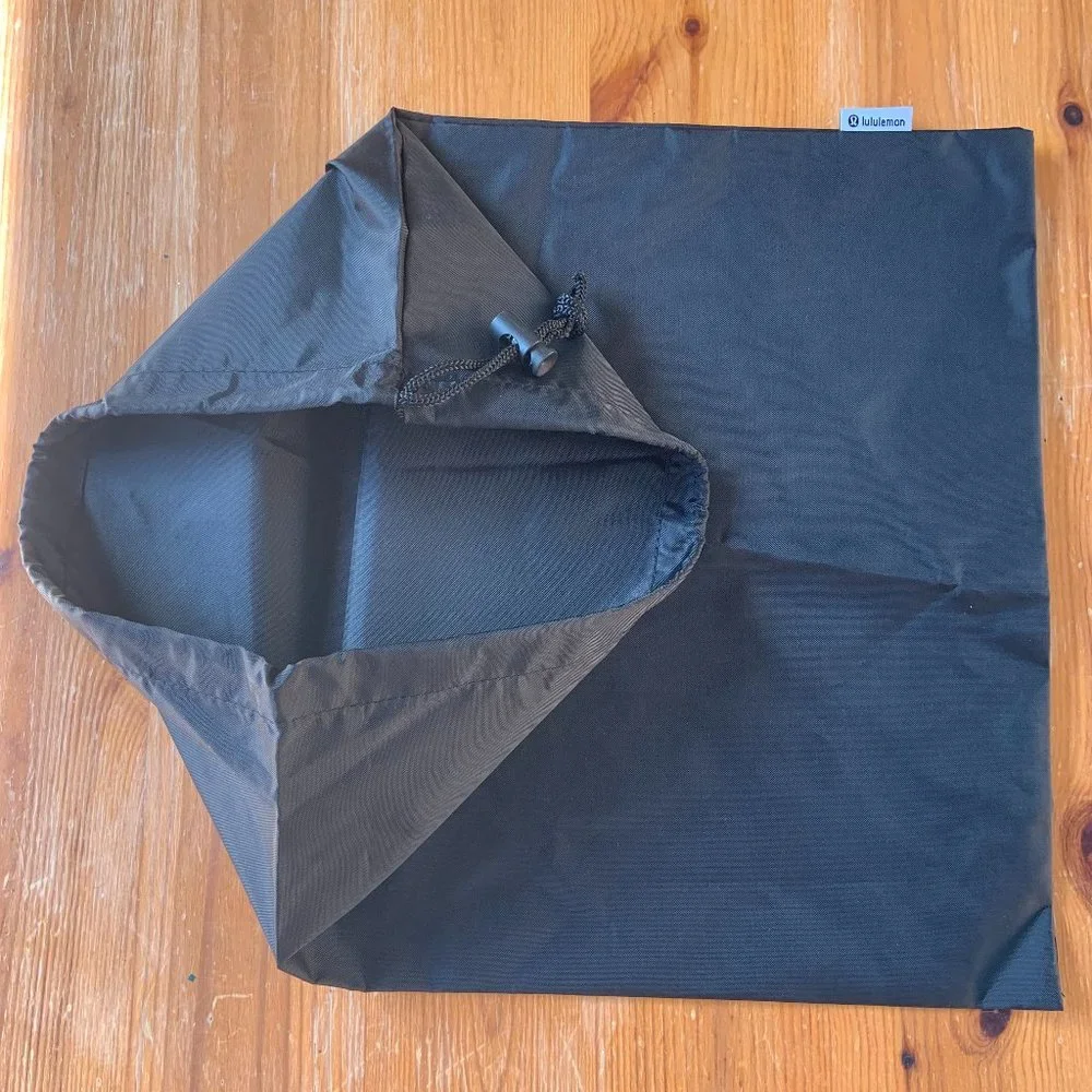 Black Lululemon Nylon Storage Bag